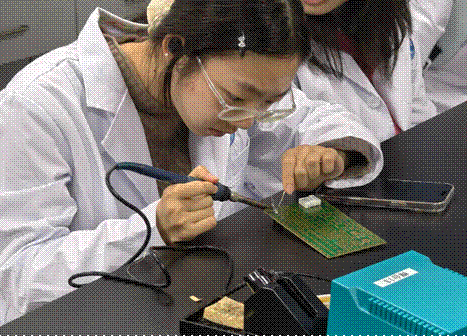 2025-11-16 17:47:47.784000 2025-11-16 17:47:47.784000