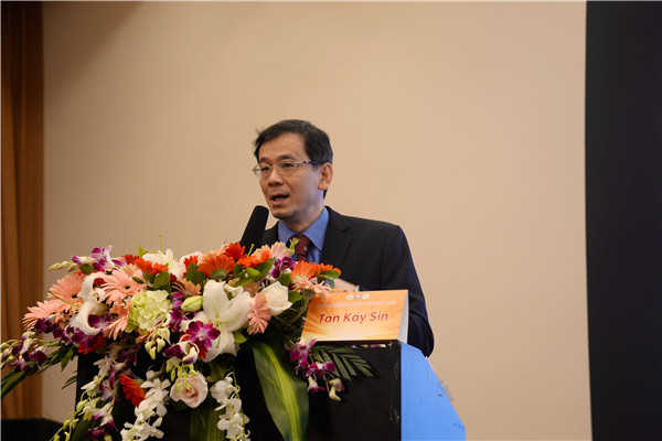 11Kay Sin Tan教授.JPG